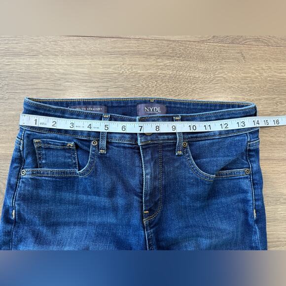 NYDJ Marilyn Straight Crop Jeans With Cuff Size 2 - Picture 7 of 9